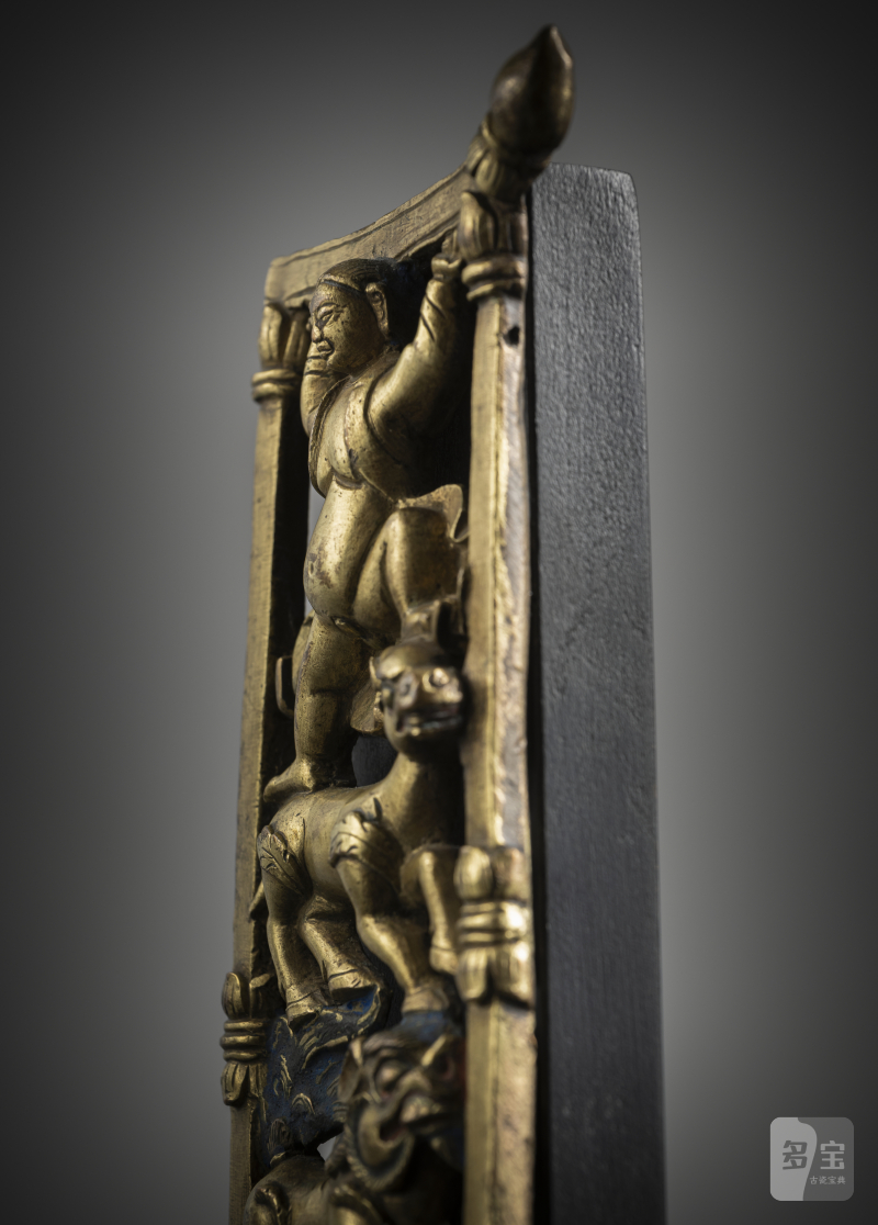 A GILT-BRONZE THRONE SECTION - 图2